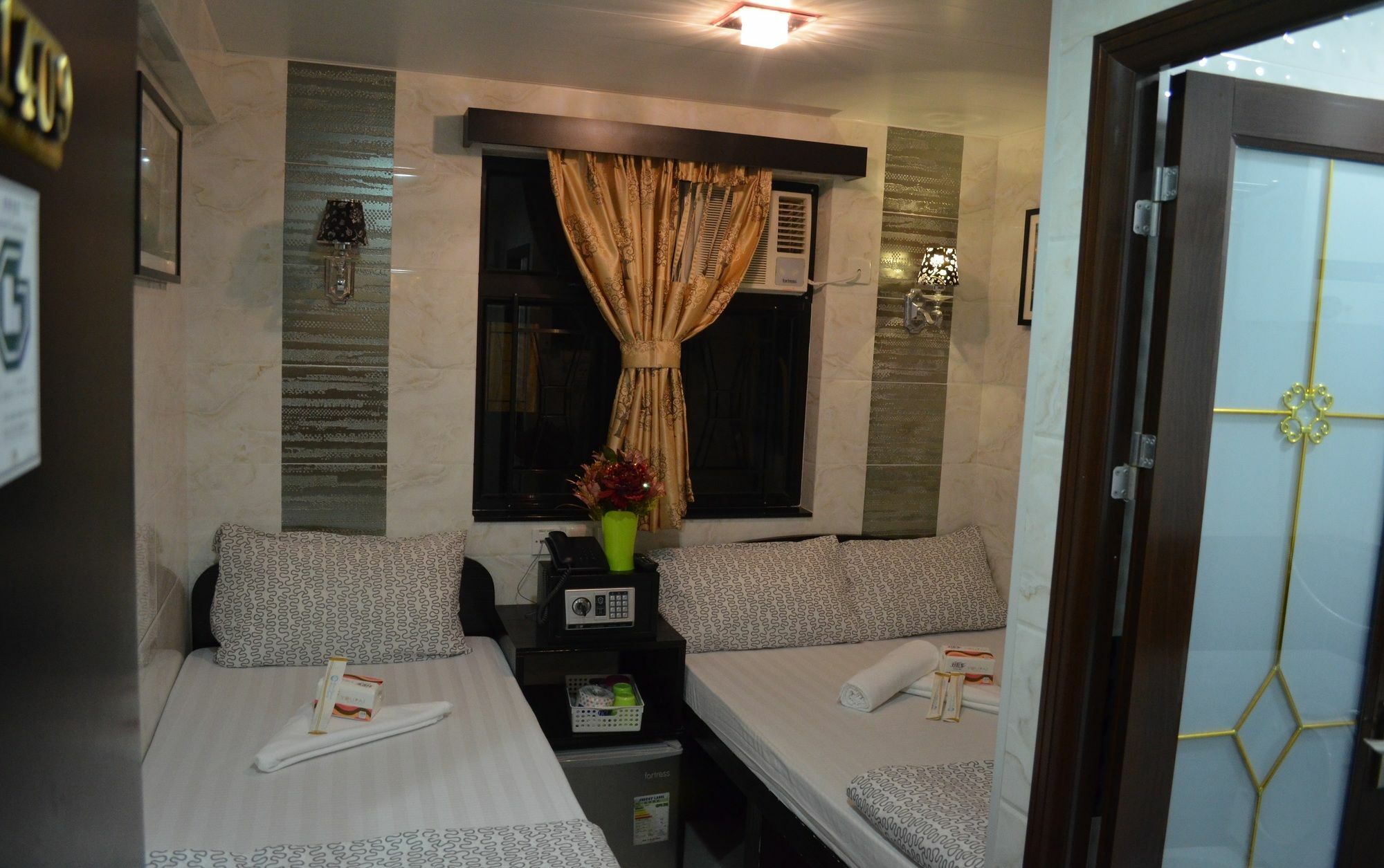 Skystar Hostel Hongkong Exterior foto